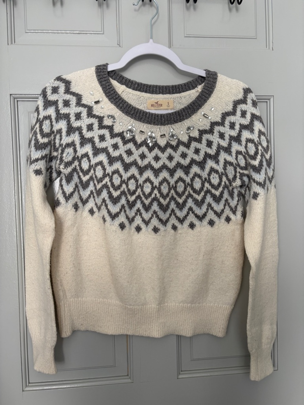 hollister sweater